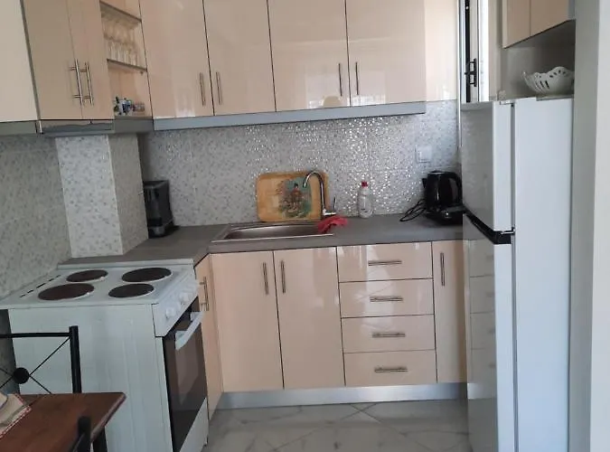 Kalamata Cosy Apartment 2